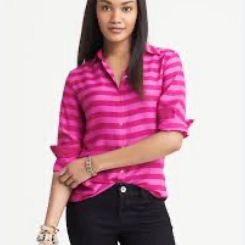 Banana Republic Two Tone Pink Striped Button-Up Shirt